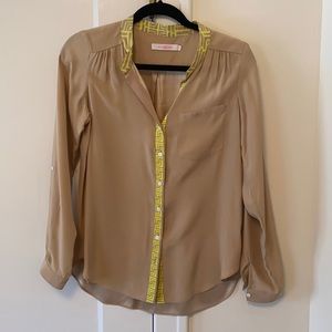 Alice and Trixie tan silk button down